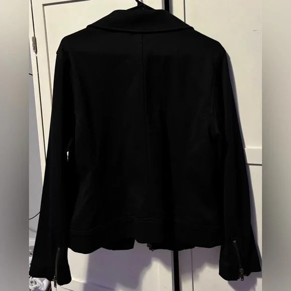 OLD NAVY | MOTO JACKET |
Black | Size: Large | - Picture 6 of 13